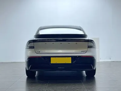 Xpeng P7+ 2025, 24200 км, за 139800 CNY