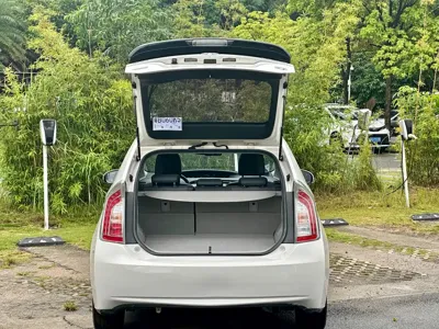 Toyota Prius 2013, 82300 км, за 63800 CNY - фото 15