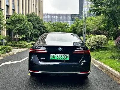 BMW i5 2025, 21000 км, за 226800 CNY - фото 6