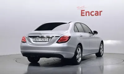 Mercedes-Benz C-Class 2018, 129877 км, за 13300000 KRW