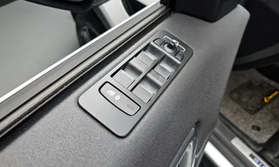 Land Rover Discovery Sport 2017, 173651 км, за 7500000 KRW - фото 19