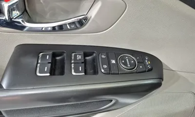 Kia Canival 2020, 136593 км, за 12900000 KRW - фото 7
