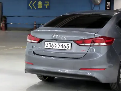 Hyundai Avante 2017, 97222 км, за 8600000 KRW - фото 17