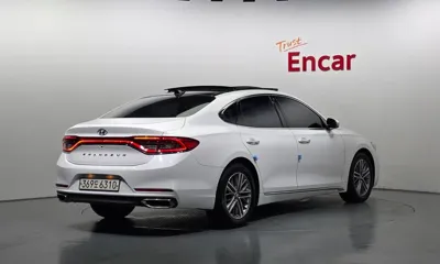 Hyundai Grandeur 2018, 73945 км, за 15200000 KRW