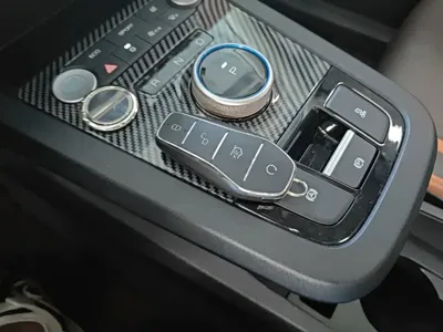 BYD e2 2020, 40199 км, за 42699 CNY - фото 9