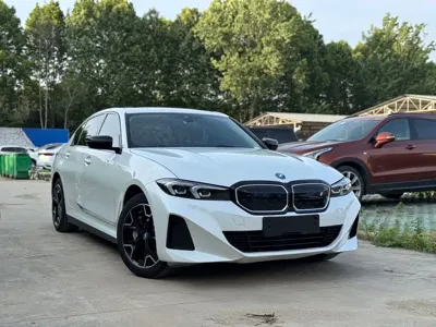 BMW i3 2024, 50000 км, за 128800 CNY