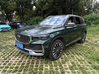 Geely Xingyue L · 2025 год