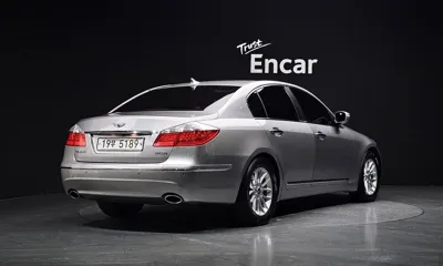 Hyundai Genesis 2008, 99817 км, за 3900000 KRW - фото 2