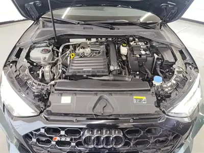 Audi A3 2022, 66200 км, за 88800 CNY - фото 10