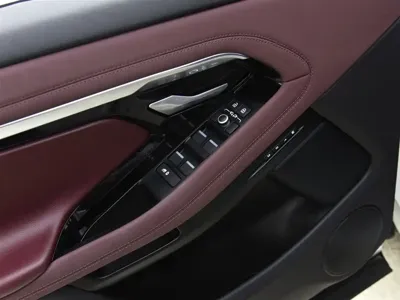 Land Rover Evoque 2023, 28000 км, за 166000 CNY - фото 8