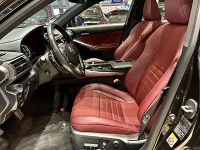 Lexus IS 2018, 110000 км, за 136800 CNY - фото 6