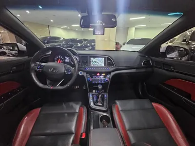 Hyundai Avante 2017, 97405 км, за 10200000 KRW - фото 7
