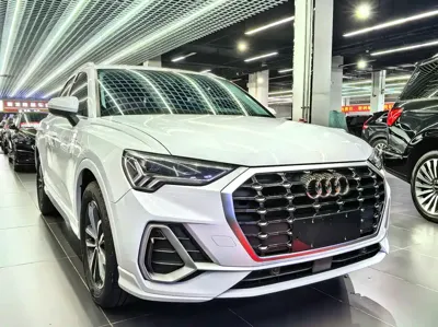 Audi Q3 2023, 60000 км, за 133800 CNY