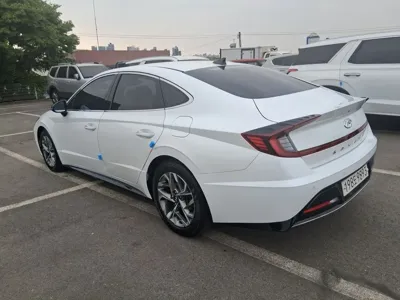Hyundai Sonata 2022, 114115 км, за 13700000 KRW