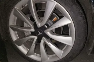 Tesla Model 3 2019, 105100 км, за 104830.47 CNY - фото 8