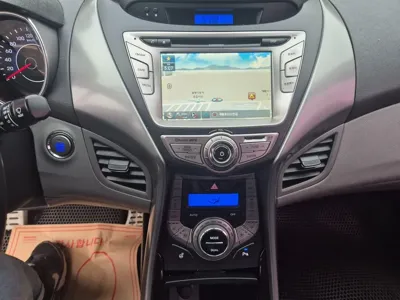 Hyundai Avante 2014, 185364 км, за 4600000 KRW - фото 12