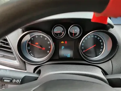 Buick Encore 2015, 64100 км, за 24000 CNY - фото 12