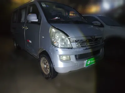 Wuling Rongguang 2014, 146400 км, за 15947.74 CNY - фото 3