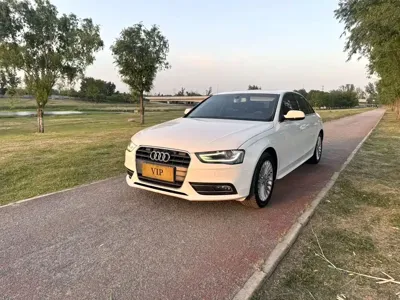 Audi A4L · 2015 год