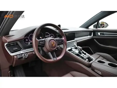 Porsche Panamera 2023, 37000 км, за 738000 CNY - фото 6