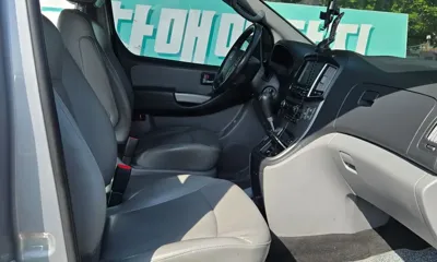 Hyundai Starex 2019, 185754 км, за 12900000 KRW - фото 14