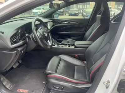 Buick Regal 2020, 40000 км, за 75800 CNY