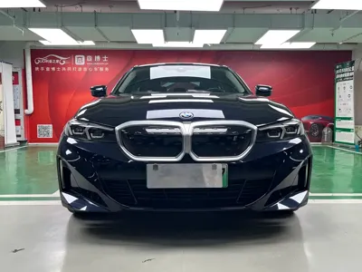 BMW i3 · 2024 год