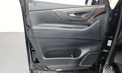 Toyota Alphard 2025, 18869 км, за 200000000 KRW - фото 24