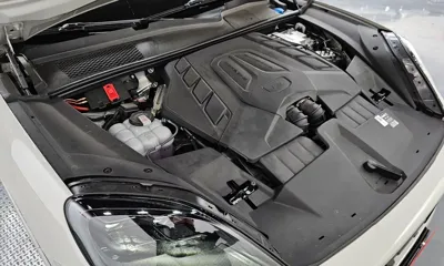 Porsche Cayenne 2025, 9836 км, за 184000000 KRW - фото 6