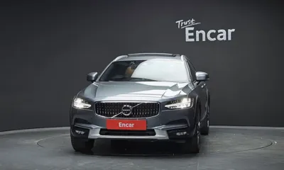 Volvo V90 2018, 65228 км, за 31500000 KRW