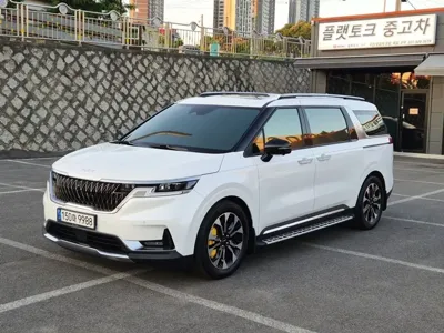 Kia Canival · 2021 год