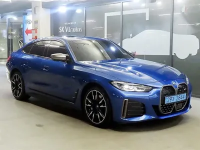 BMW i4 · 2024 год