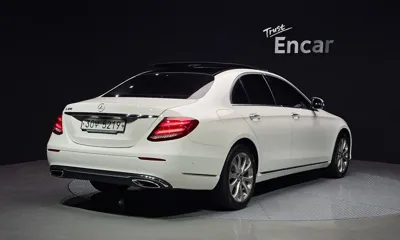 Mercedes-Benz E-Class 2019, 98672 км, за 27500000 KRW