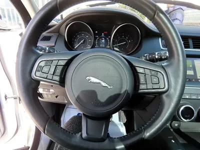 Jaguar E-Pace 2018, 97993 км, за 13700000 KRW - фото 8
