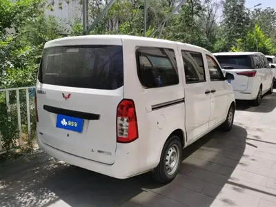 Wuling Rongguang V 2020, 127600 км, за 16000 CNY