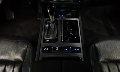 Hyundai Genesis 2015, 124334 км, за 9900000 KRW - фото 9