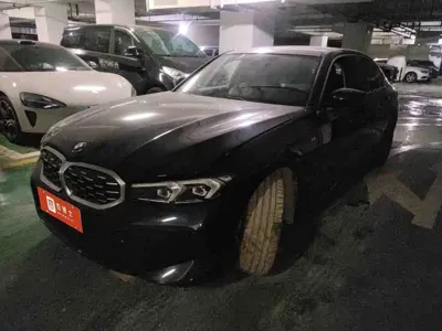 BMW 3 Series · 2025 год