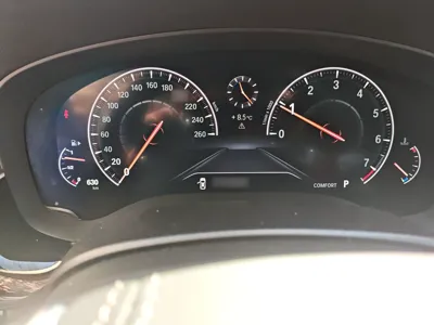 BMW 5 Series 2019, 63000 км, за 210115.43 CNY - фото 10
