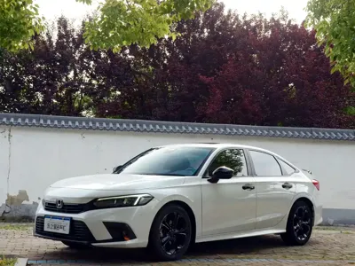 Honda Civic · 2023 год