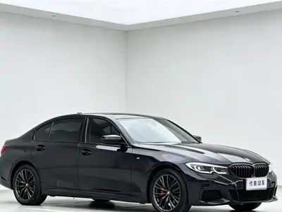 BMW 3 Series 2021, 70000 км, за 135000 CNY - фото 3