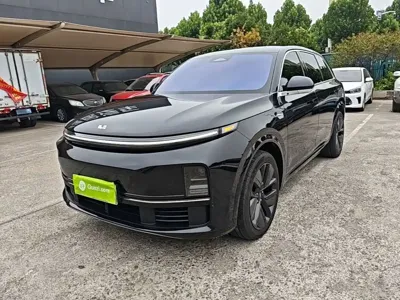 Li Auto Li L7 · 2023 год