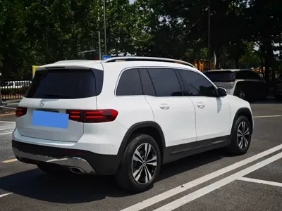 Mercedes-Benz GLB 2023, 24600 км, за 159000 CNY