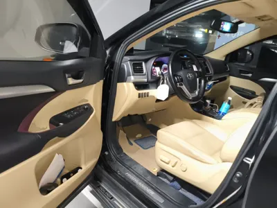 Toyota Highlander 2015, 155500 км, за 90718.9 CNY - фото 17