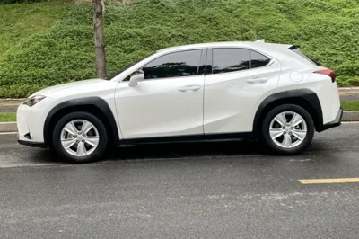 Lexus UX 2022, 100100 км, за 159561.94 CNY - фото 16