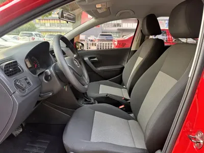 Volkswagen Polo 2016, 31800 км, за 29300 CNY - фото 17