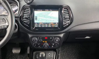 Jeep Compass 2019, 56297 км, за 12900000 KRW - фото 14