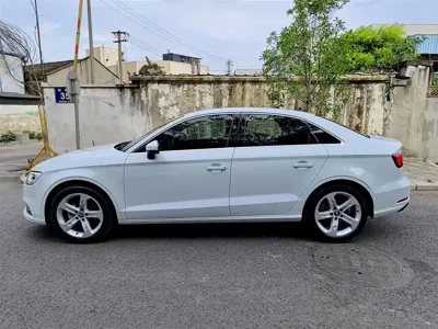 Audi A3 2020, 95000 км, за 61800 CNY