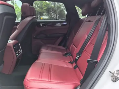 Porsche Cayenne 2020, 86000 км, за 358600 CNY - фото 12