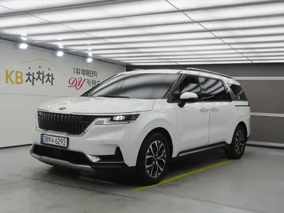 Kia Canival · 2021 год