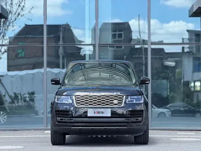 Land Rover Range Rover 2019, 83000 км, за 678000 CNY